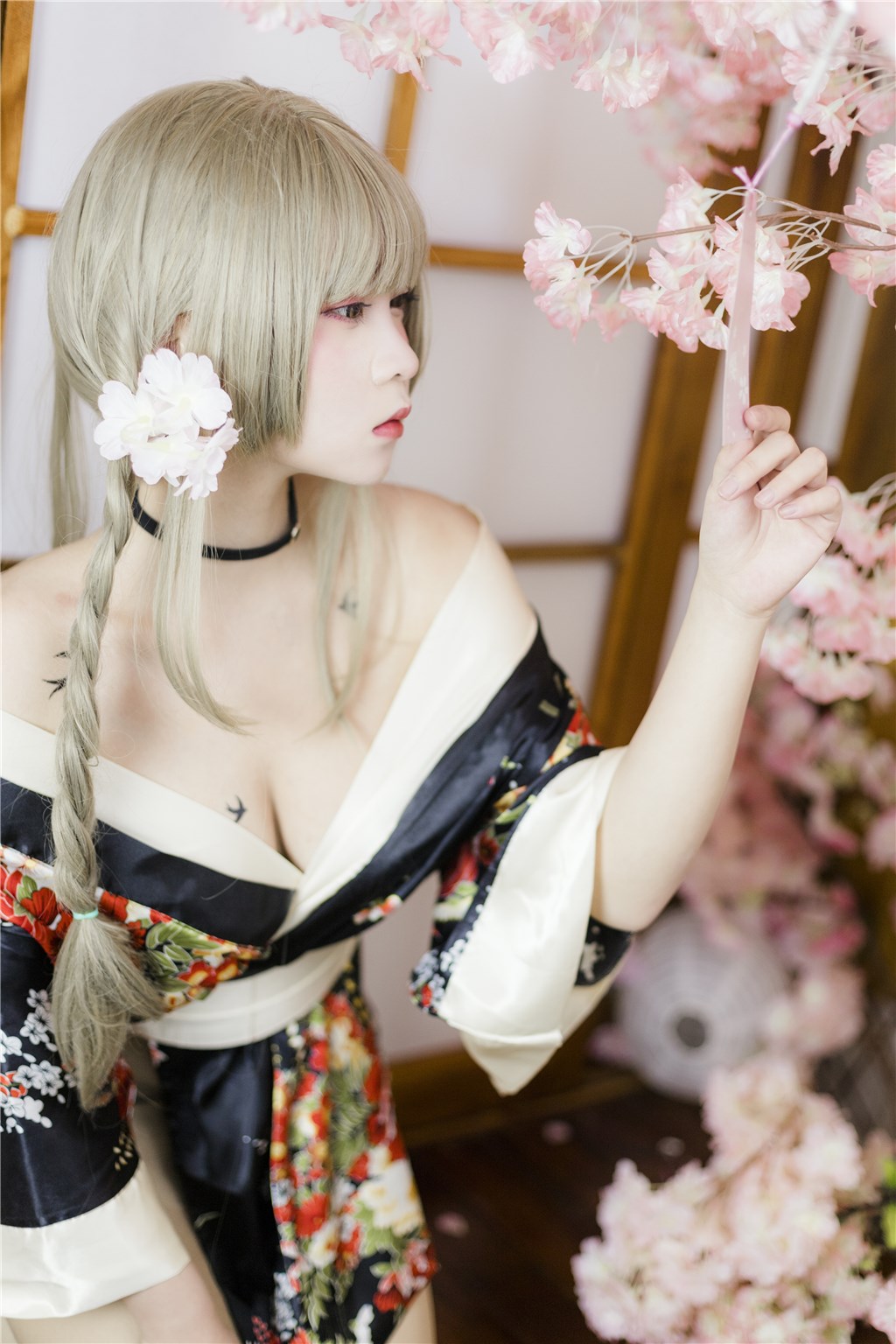 黑料不打烊长线:艺人通讯录里,她的备注是小名加爱心符号,这事被曝光